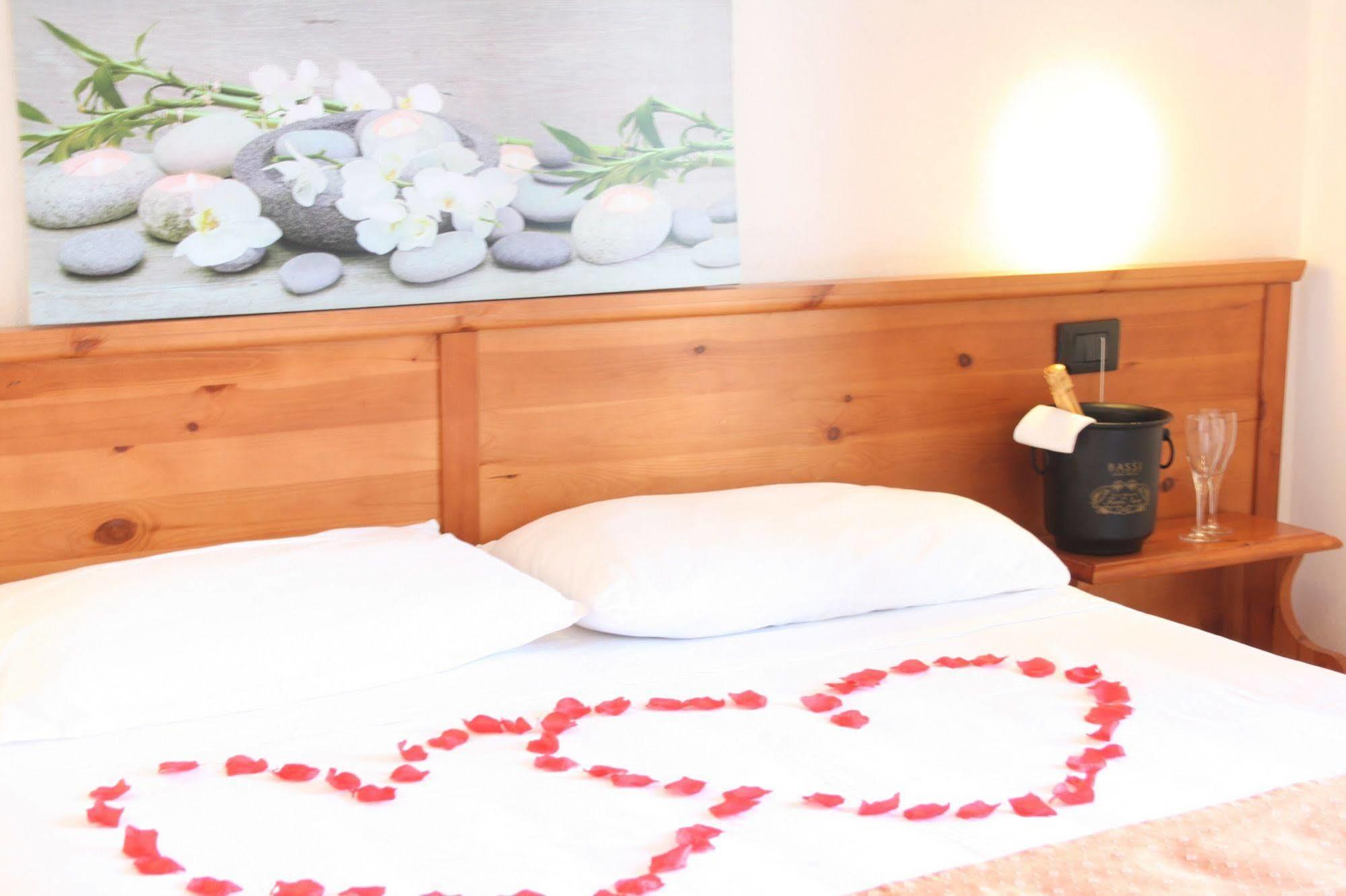 Hotel Residence Turium 산타 마리아 델 세드로 외부 사진