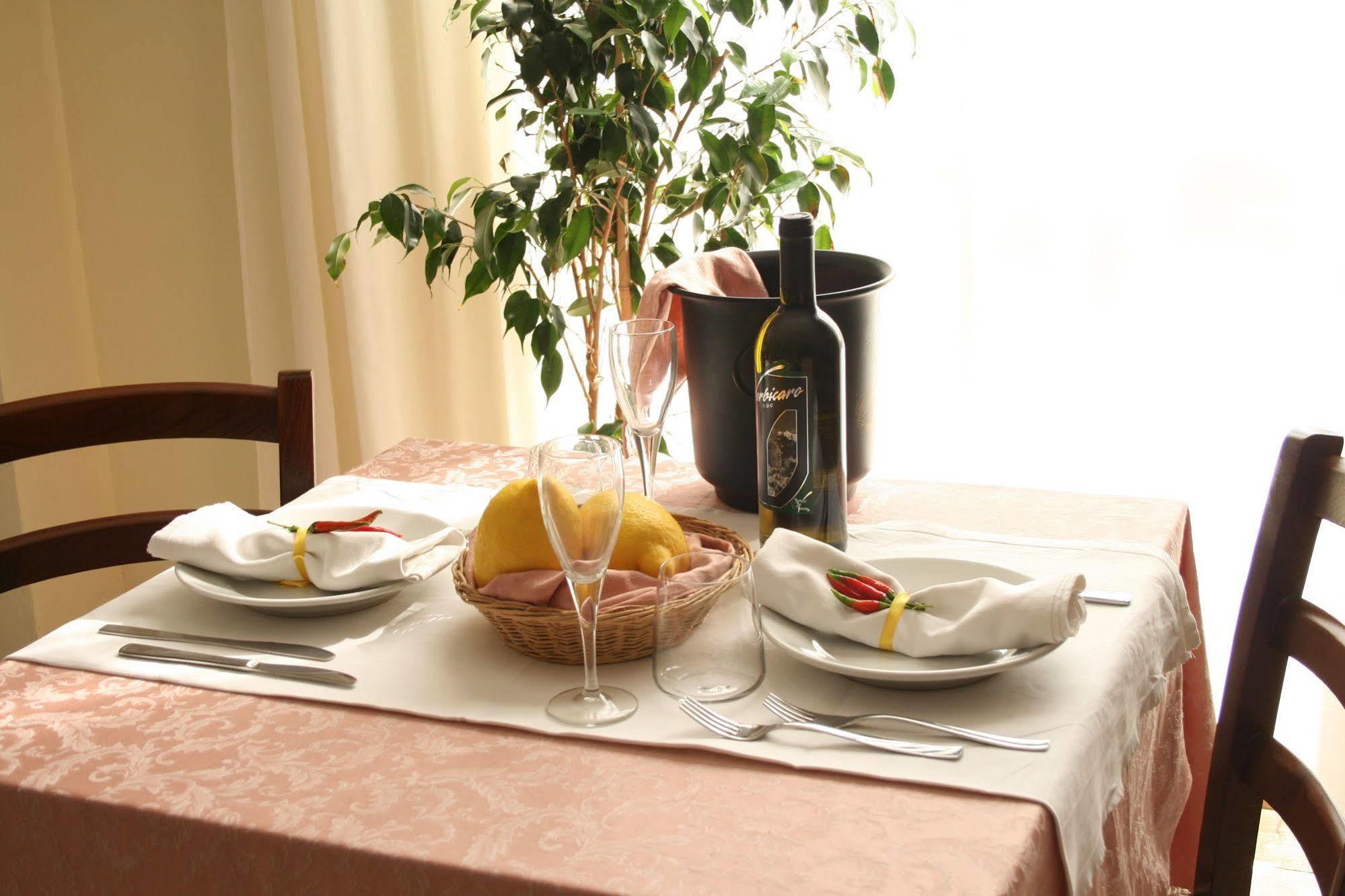 Hotel Residence Turium 산타 마리아 델 세드로 외부 사진